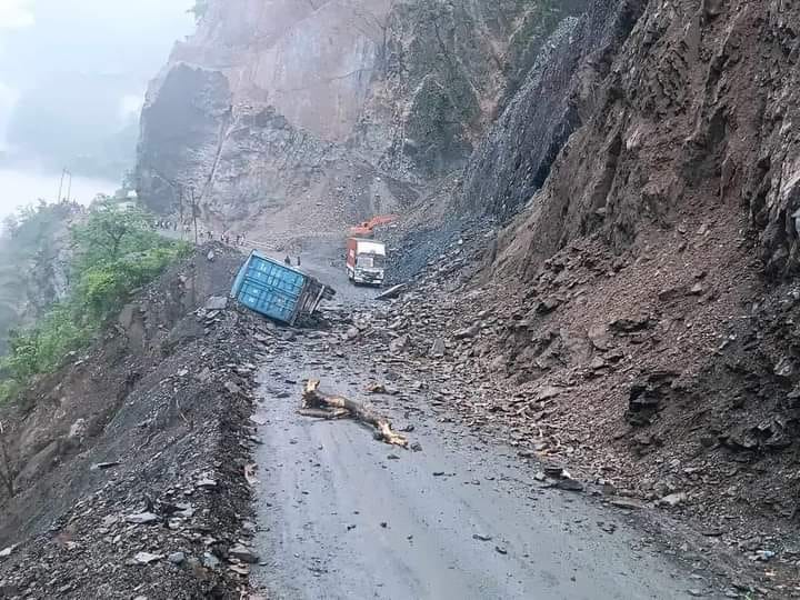 नारायणगढ-मुग्लिन सडक पुनः अवरुद्ध